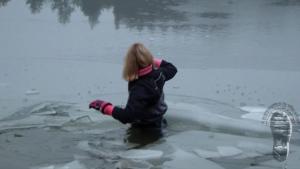 wading-in-ice_13.jpg