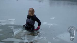 wading-in-ice_6.jpg