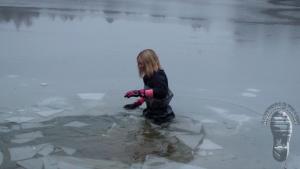 wading-in-ice_7.jpg