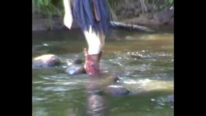 walk-on-the-river-in-patterned_11.jpg