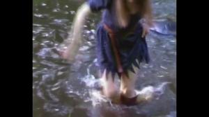 walk-on-the-river-in-patterned_16.jpg
