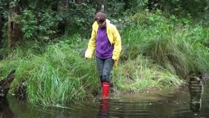 walking-through-muddy-puddles_12.jpg