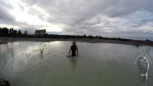 washing-wellies-and-walking-in_3.jpg