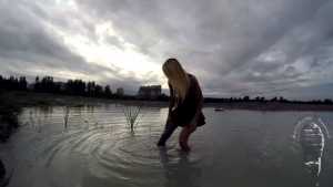 washing-wellies-and-walking-in_9.jpg