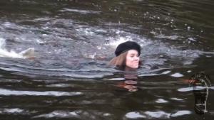 wet-autumn-walk-in-hunter-well_20.jpg