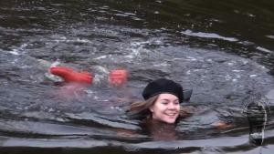 wet-autumn-walk-in-hunter-well_21.jpg