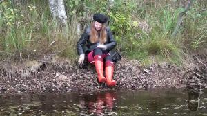 wet-autumn-walk-in-hunter-well_7.jpg