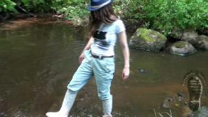wet-walk-with-change-of-boots_5.jpg